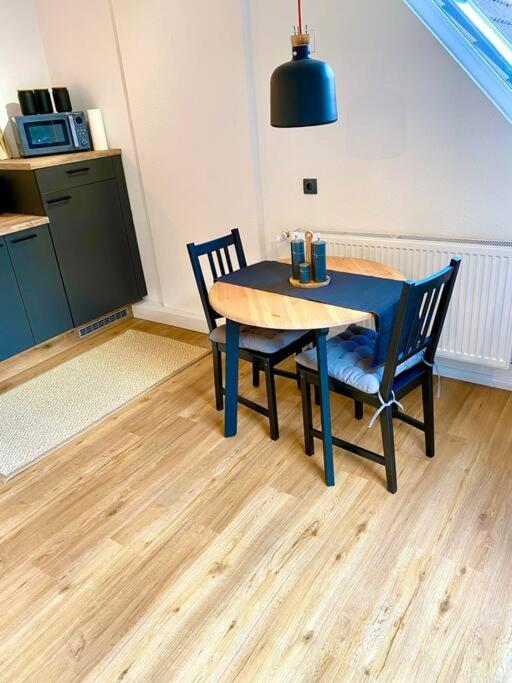 אסנס Ferienwohnung Emelie Fuer 2 Personen מראה חיצוני תמונה
